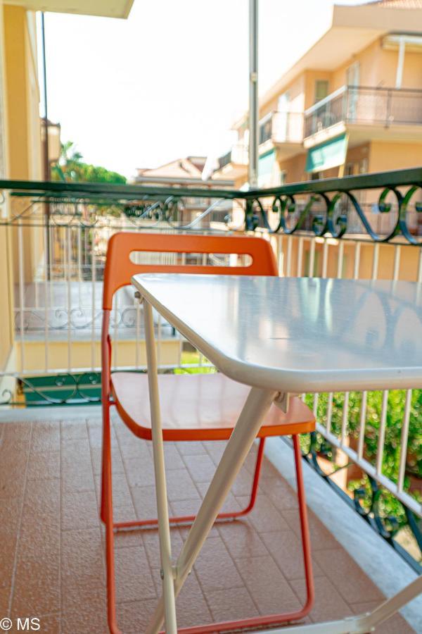 Pietra Home, Posto Auto, Ac ,Wifi, 150Mt Dal Mare Pietra Ligure Eksteriør billede