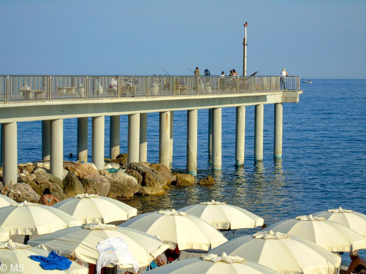 Pietra Home, Posto Auto, Ac ,Wifi, 150Mt Dal Mare Pietra Ligure Eksteriør billede